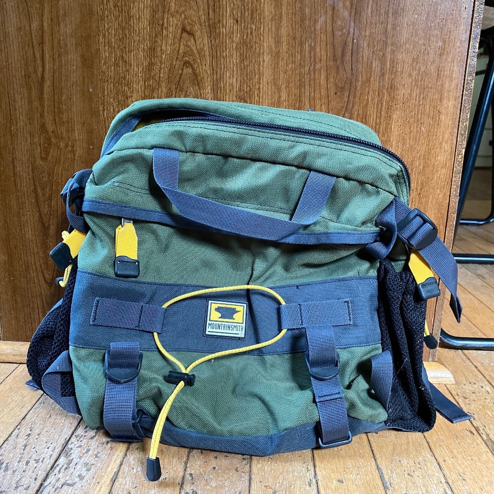 Mountainsmith  lumbar pack